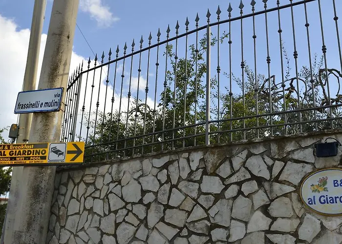 Al Giardino Bed and Breakfast